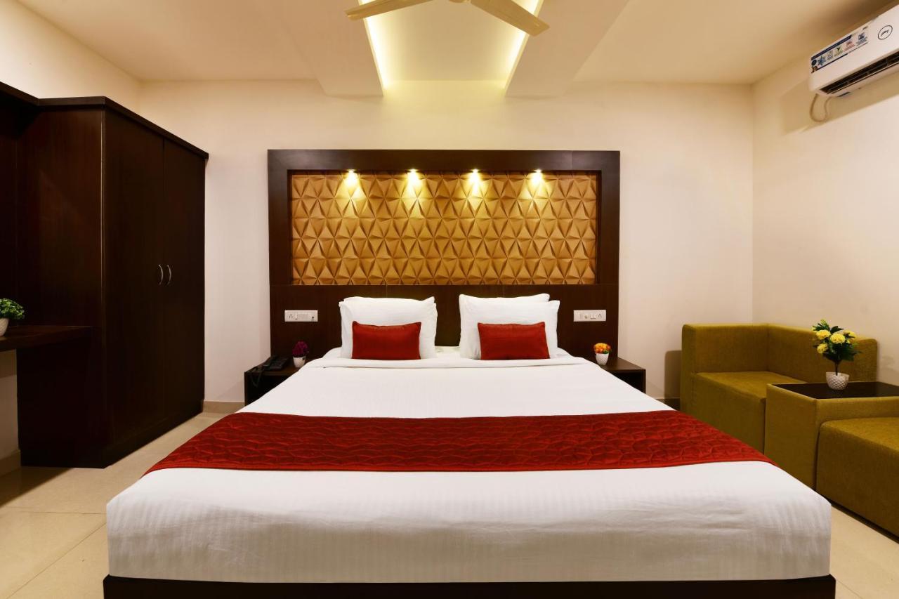 Hotel Bv Colours By Rivido, Begur Main Road Bangalore Exterior photo