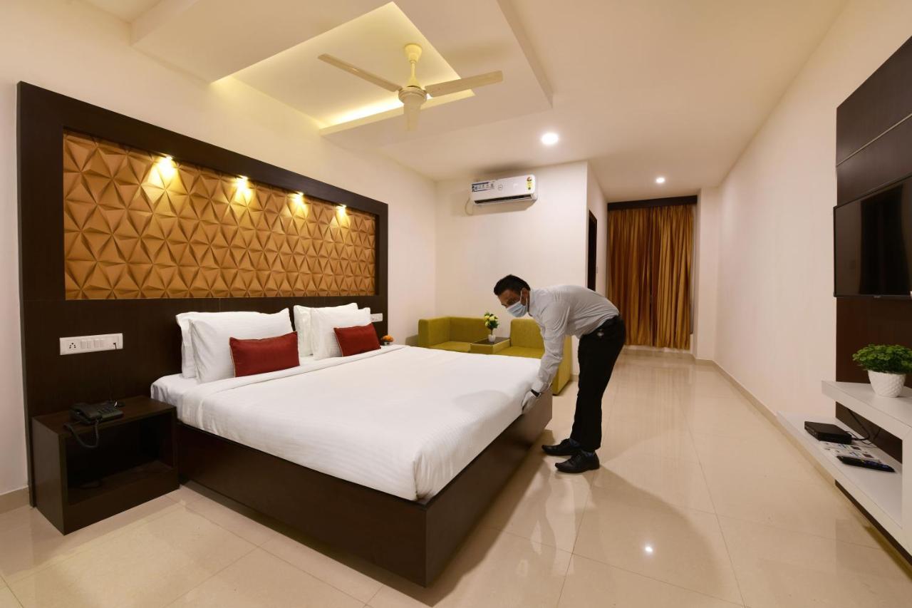 Hotel Bv Colours By Rivido, Begur Main Road Bangalore Exterior photo