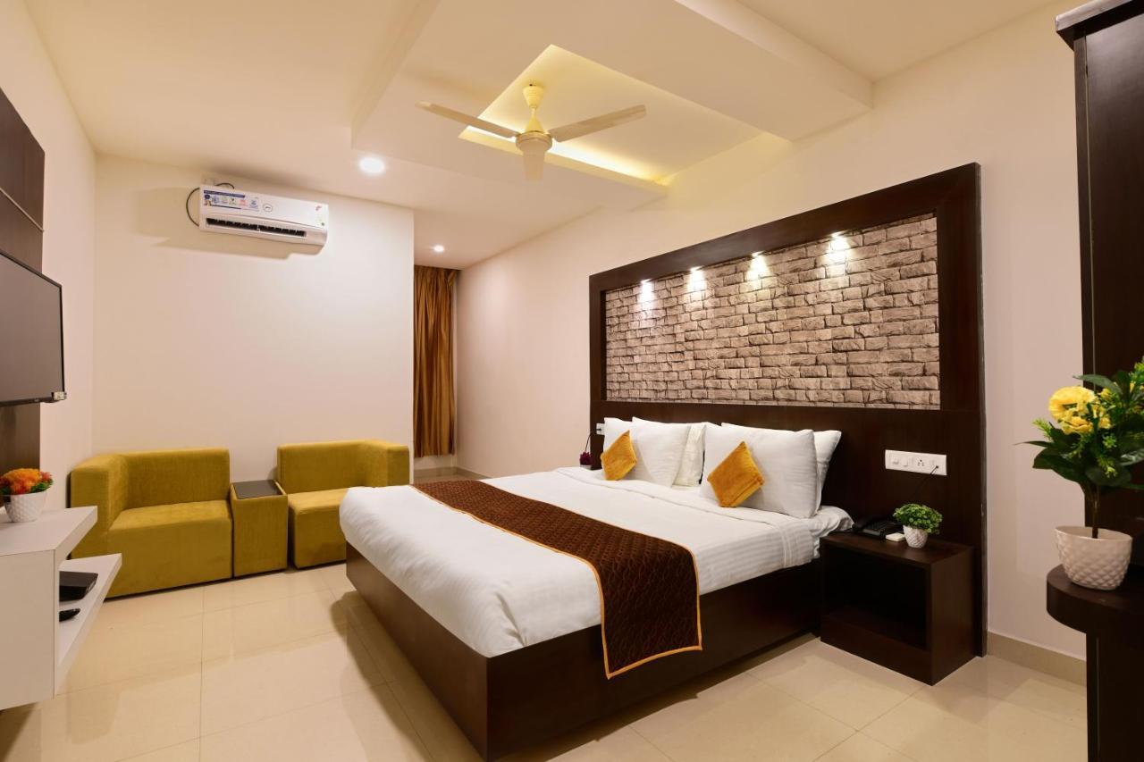 Hotel Bv Colours By Rivido, Begur Main Road Bangalore Exterior photo