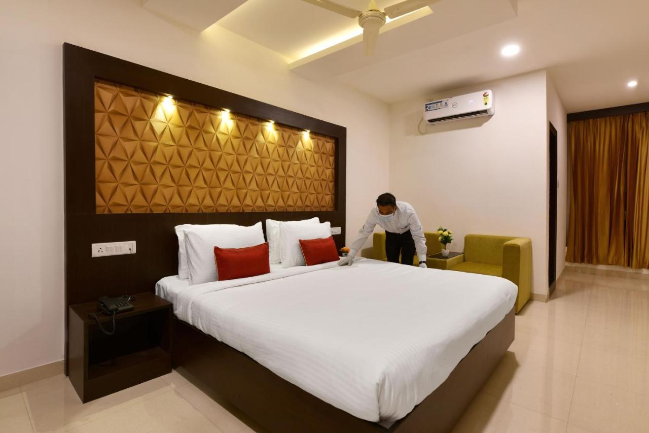 Hotel Bv Colours By Rivido, Begur Main Road Bangalore Exterior photo